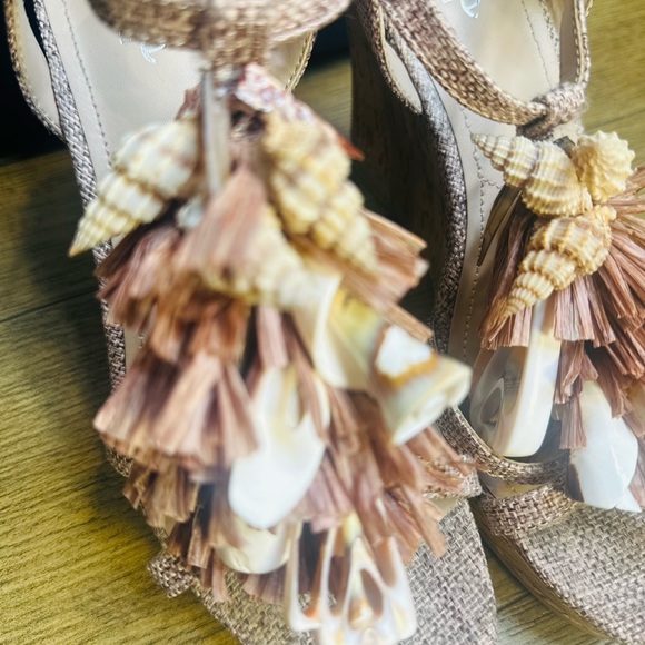 Charles David La Jolla Dark Blush Floral Raffia T-strap Wedge Platform Sandal - Picture 4 of 7